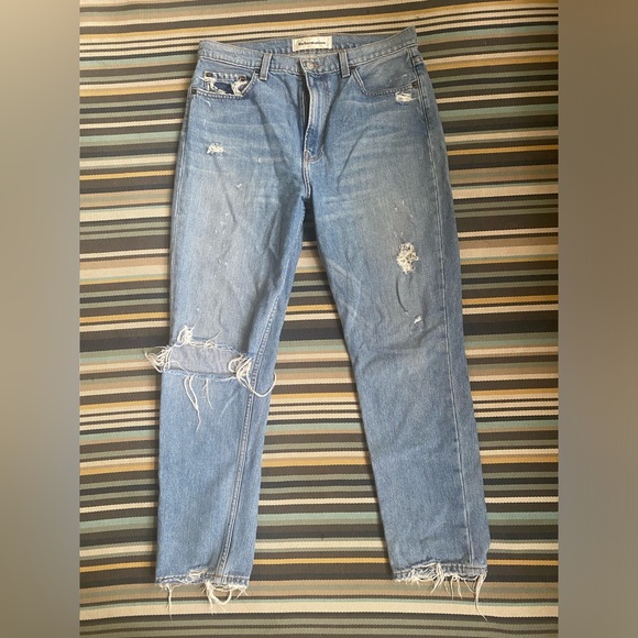 Reformation distressed blue jeans size 30 - Picture 1 of 4